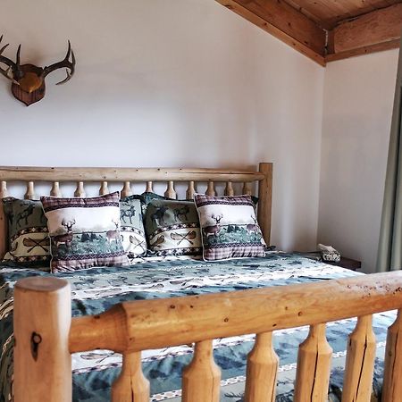 Rock Lake Lodge Rock Lake Lodge Provincial Park Ngoại thất bức ảnh