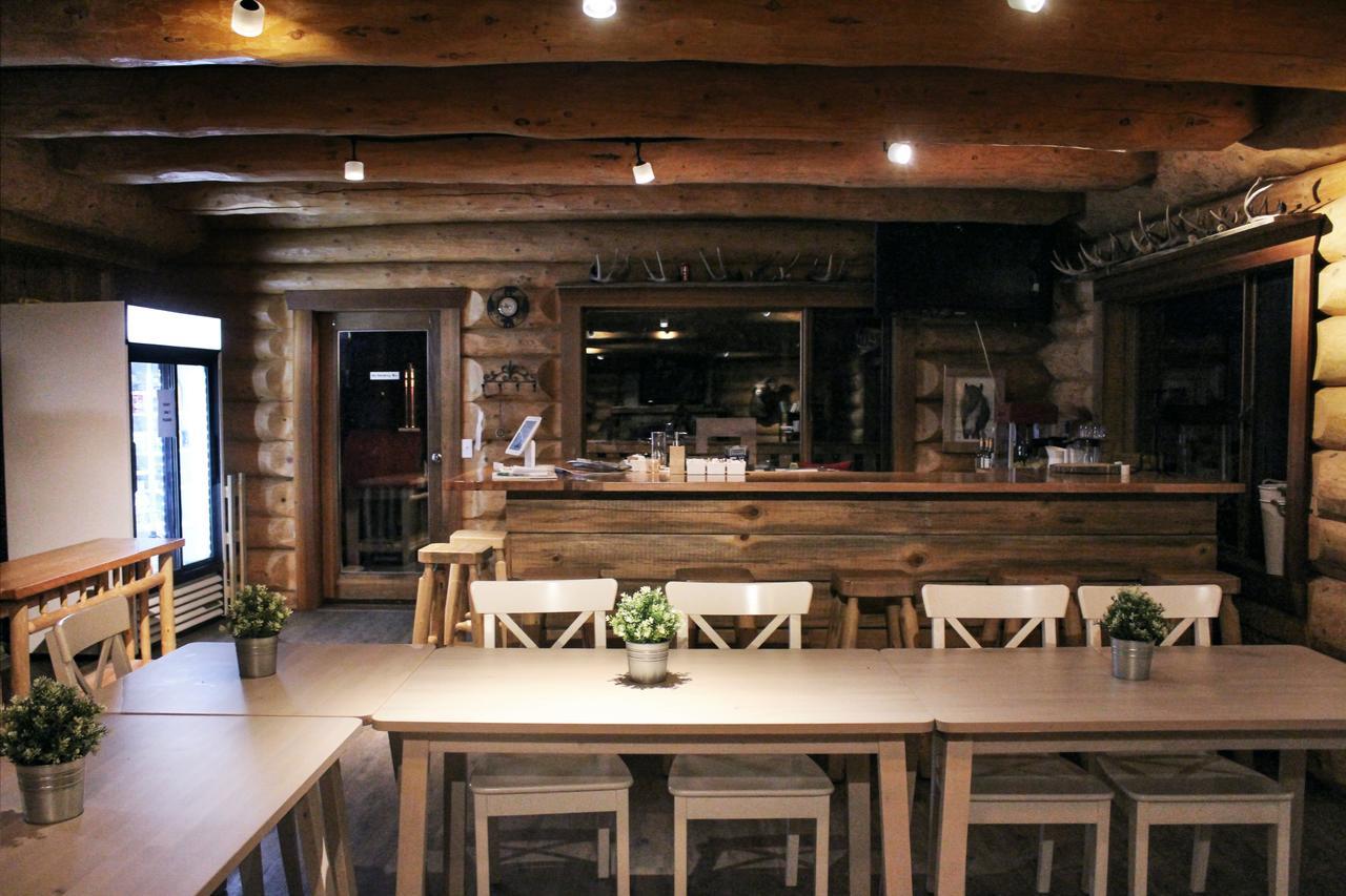 Rock Lake Lodge Rock Lake Lodge Provincial Park Ngoại thất bức ảnh